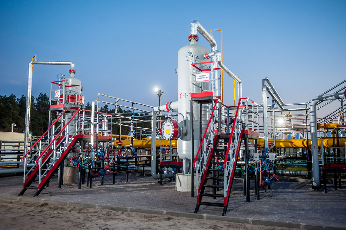 Oil and Gas Production. DTEK. 10 Years. History. Success. People.