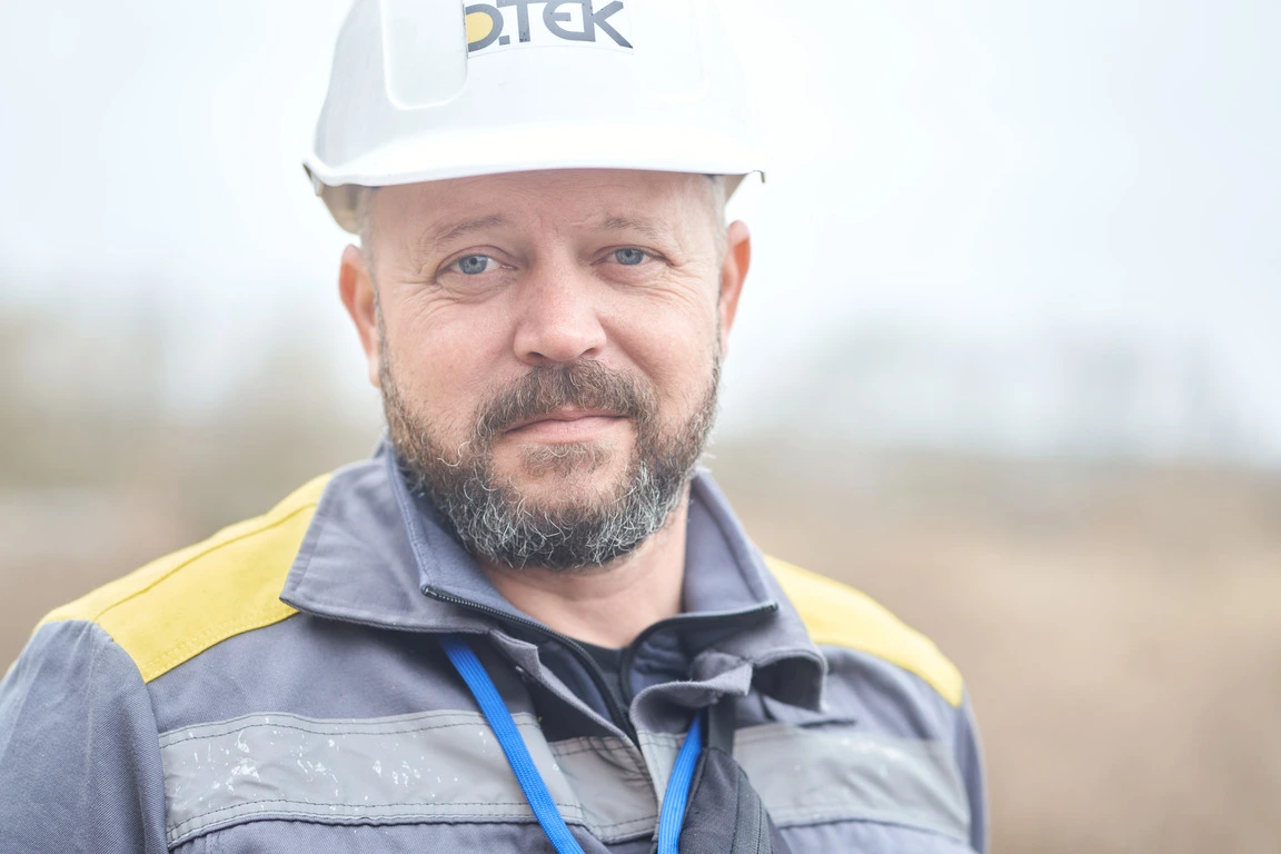 DTEK Grids’ emergency crews, restoring electricity