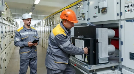 Image library / DTEK Grids’ emergency crews, restoring electricity