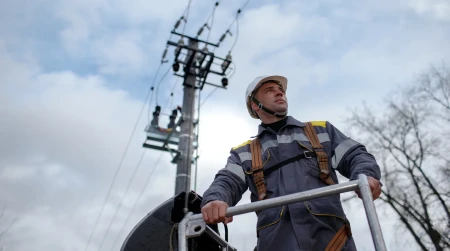 Image library / DTEK Grids’ emergency crews, restoring electricity