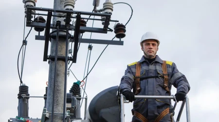 Image library / DTEK Grids’ emergency crews, restoring electricity