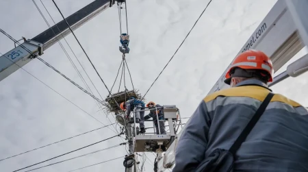 Image library / DTEK Grids’ emergency crews, restoring electricity