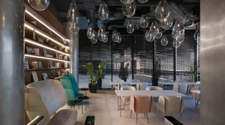 Image library / Academy DTEK, office