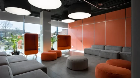 Image library / Academy DTEK, office