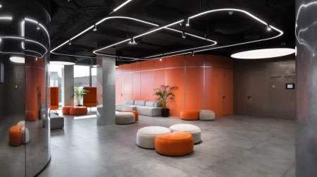 Image library / Academy DTEK, office