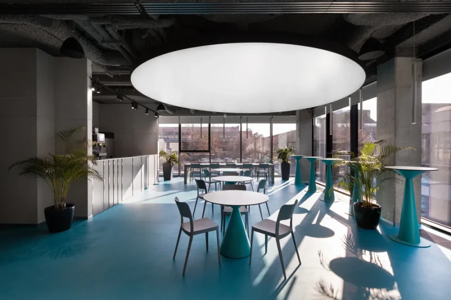 Academy DTEK, office