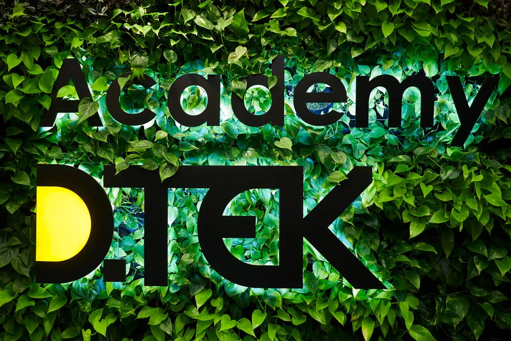 Academy DTEK, office
