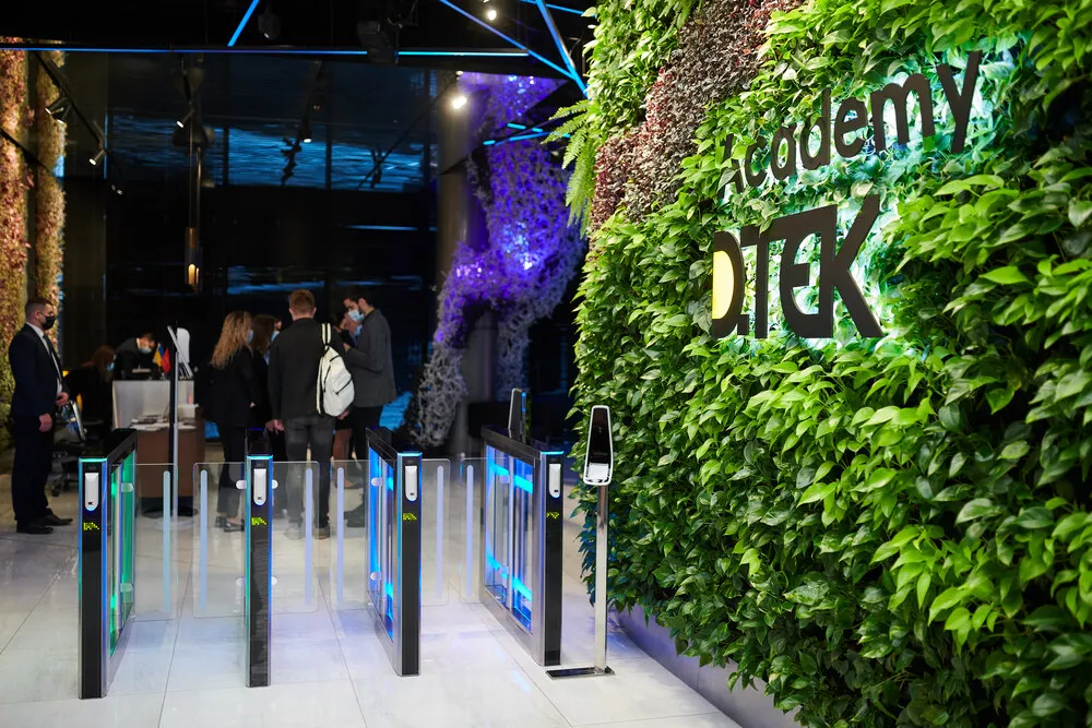 Academy DTEK, office