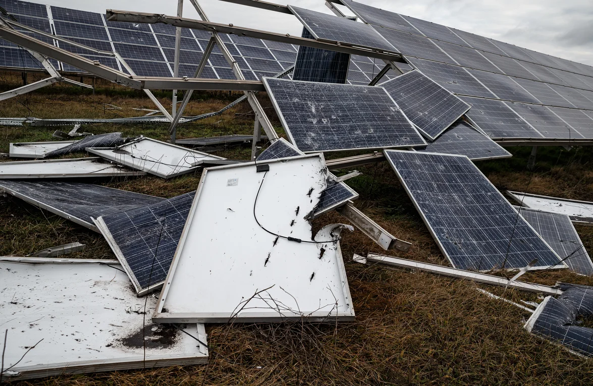 Tryfonivska SPP, solar panels, restoring
