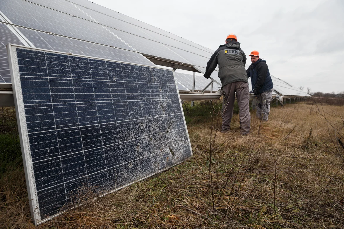 Tryfonivska SPP, solar panels, restoring