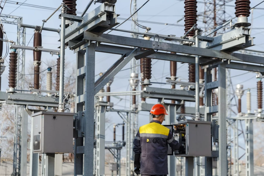 DTEK Grids’ emergency crews