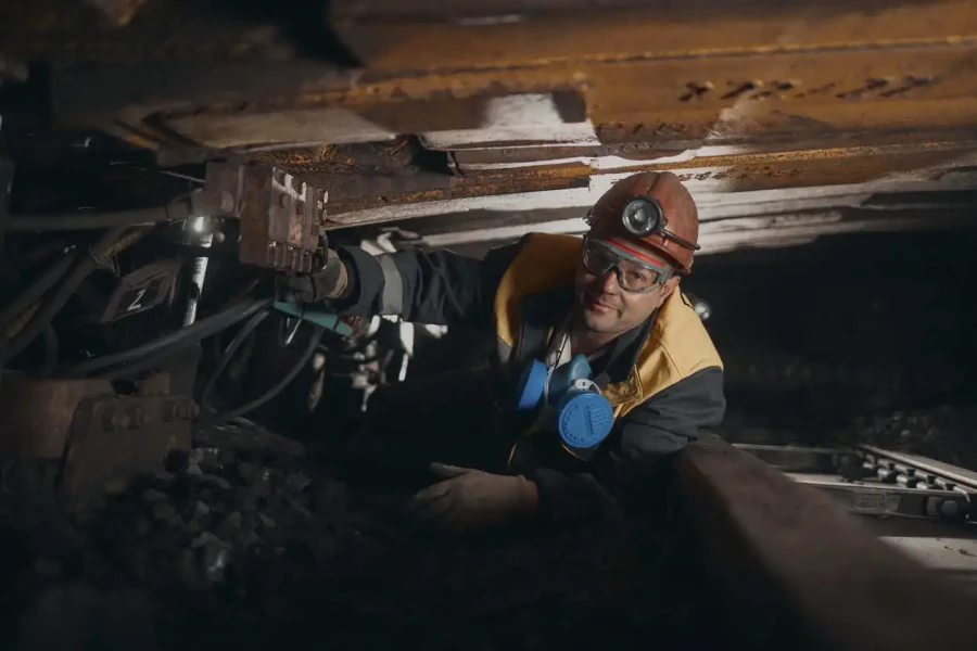 DTEK Energy, mine, workers