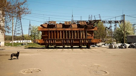 Фотогалерея / Пошкоджений трансформатор на ТЕС ДТЕК після російської атаки, весна 2024 року
