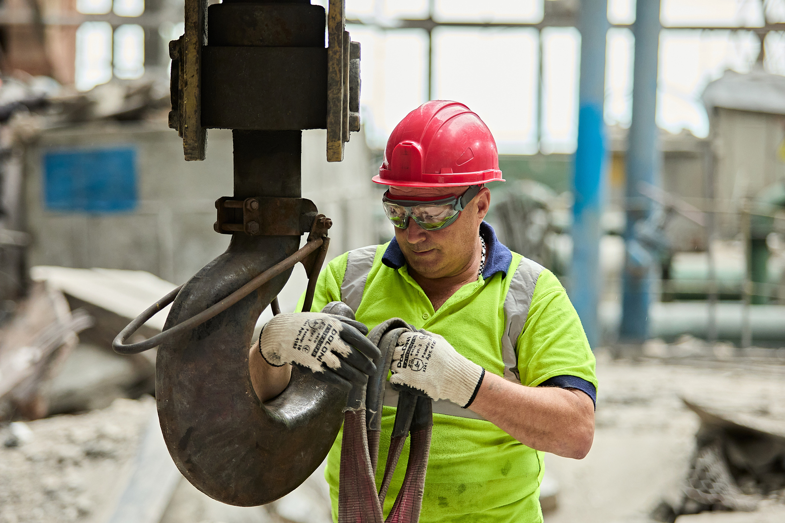 An employee of one of DTEK's thermal power plants that was damaged by a russian attack