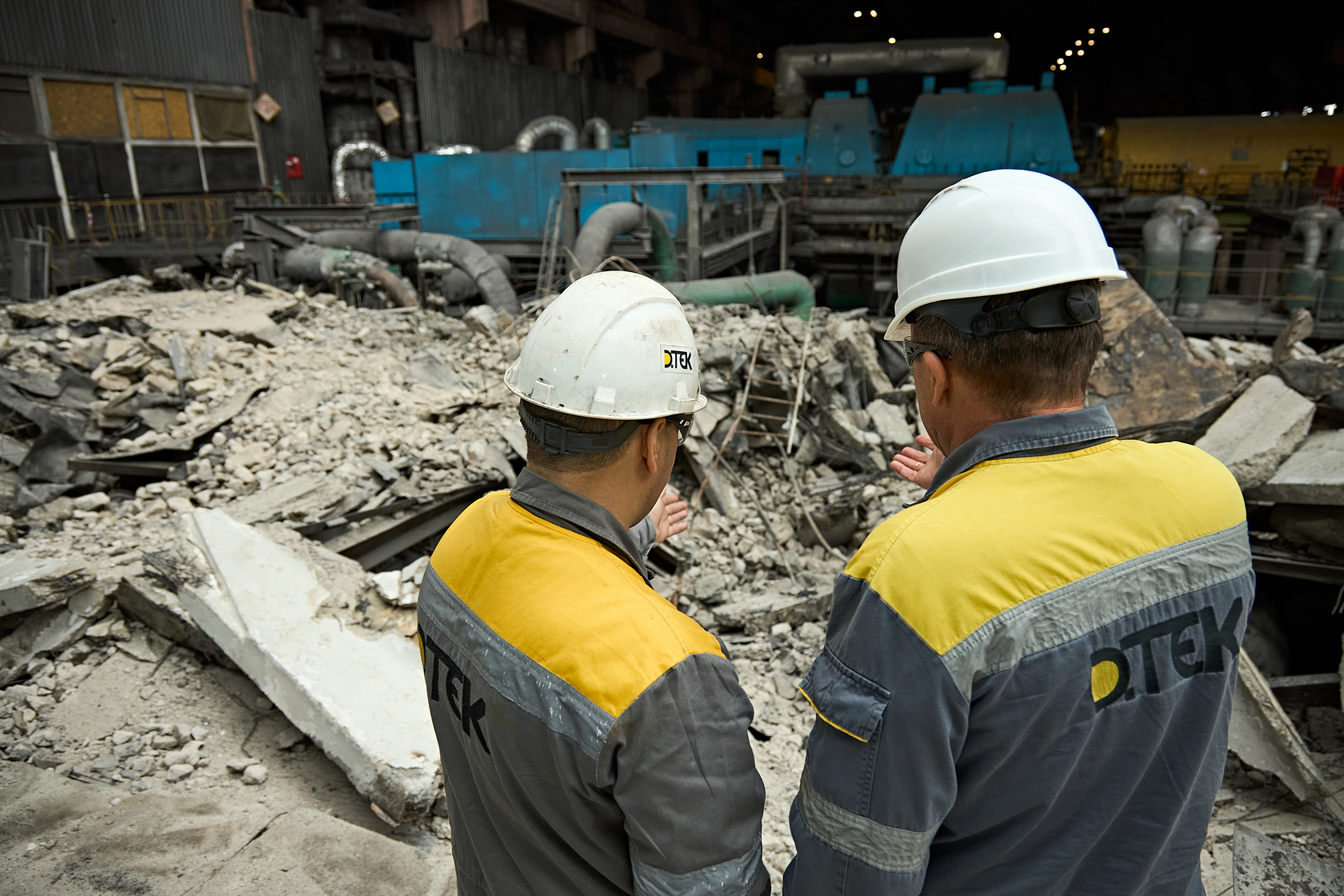 Engineers of DTEK's thermal power plant clear debris and eliminate the consequences of russian massive attacks