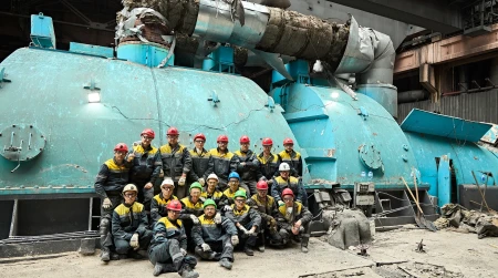 Image library / Power engineers at one of DTEK's thermal power plants working on the plant's operation