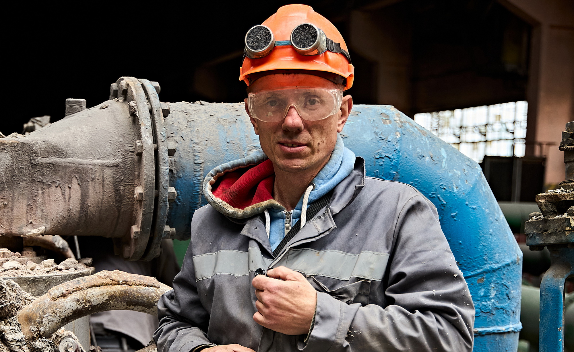 An employee of one of DTEK's thermal power plants that was damaged by a russian attack
