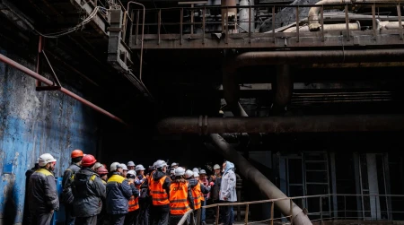 Image library / Usyk trains at a damaged DTEK power plant