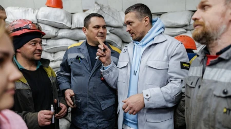 Image library / Usyk trains at a damaged DTEK power plant