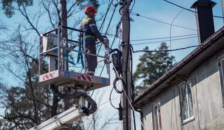 DTEK Group invested UAH 300 million into restoration of grids in Kyiv region