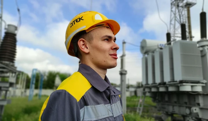During the war, DTEK Grids provided stable job and salary to 66 students