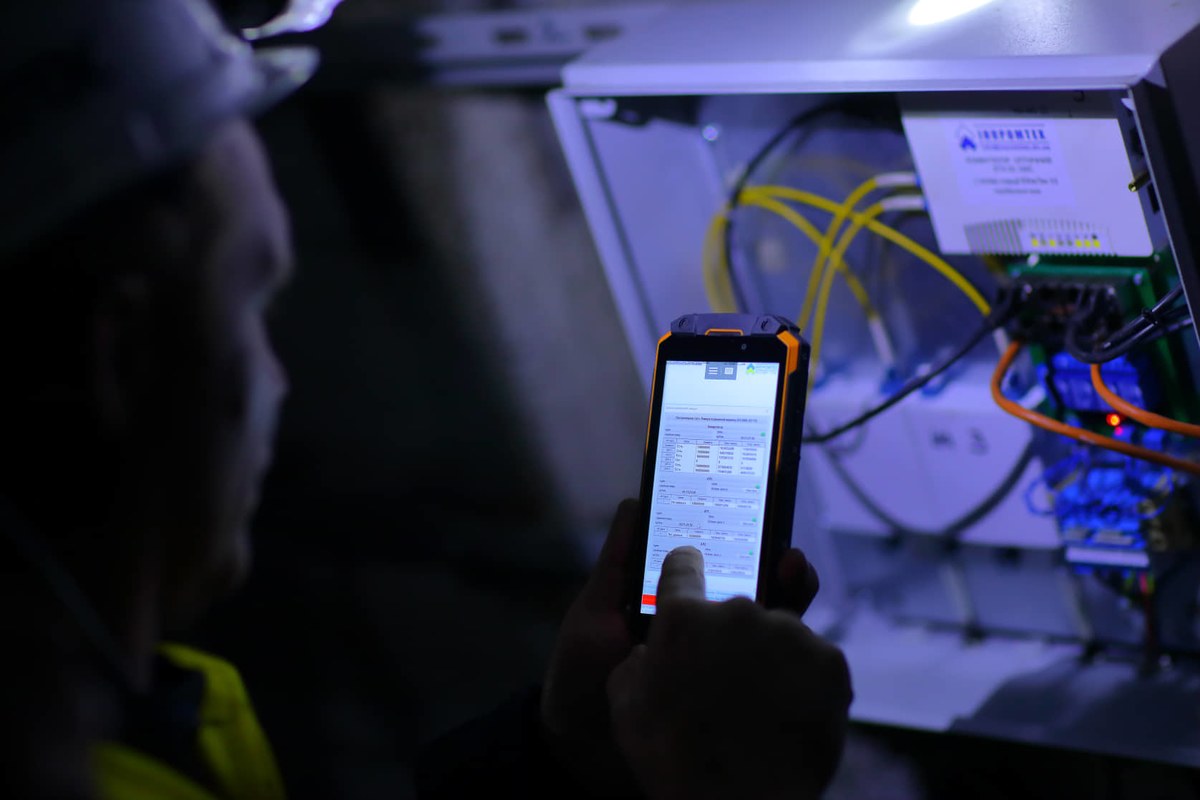 Репортаж із шахти ДТЕК з найглибшою Wi-Fi-мережею України