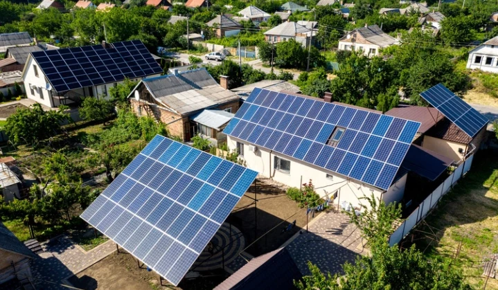 За 2023 рік оператори системи розподілу ДТЕК Мережі підключили понад 1 100 нових об’єктів відновлювальної енергетики