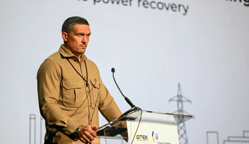 “Real strength lies in the people”: Oleksandr Usyk at DTEK Energy Evening