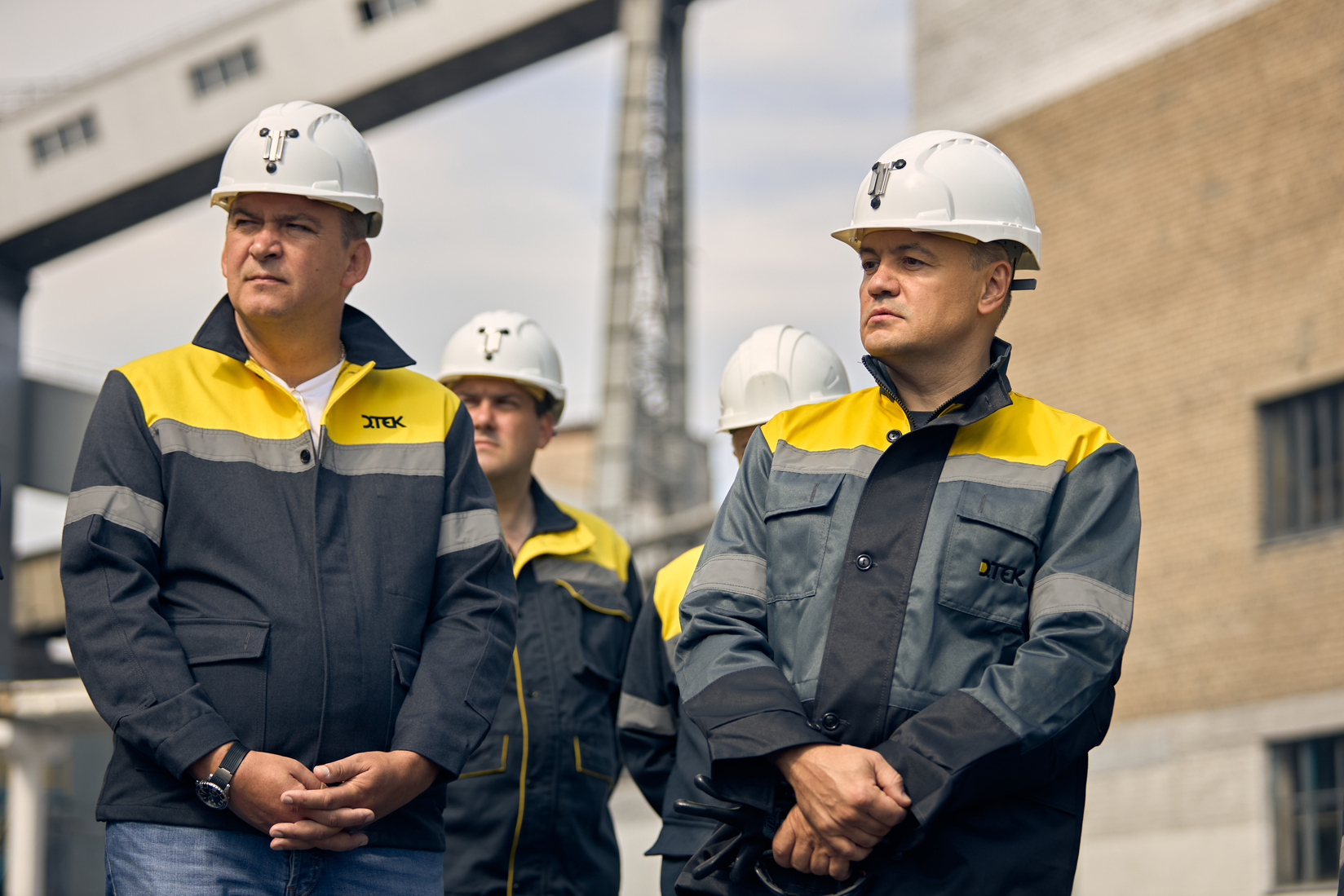 CEO Maxim Timchenko visits DTEK colleagues near frontline as winter preparations advance