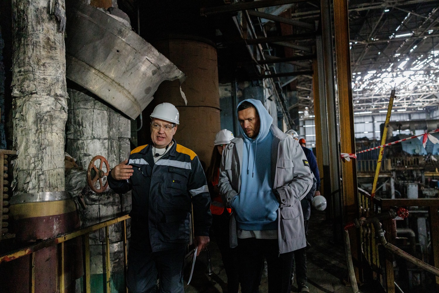 <strong>The Washington Post:</strong> Oleksandr Usyk lifts spirits at Ukrainian power plant amid fragile ceasefire