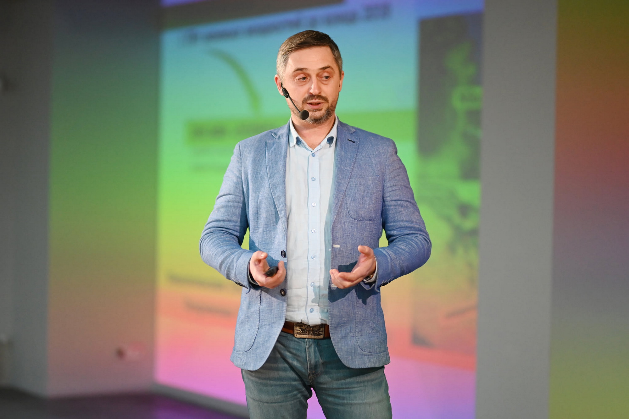 Учасники «Energy of Innovation: Executive MBA» Academy DTEK розробляють командні бізнес-проєкти. Зображення 1