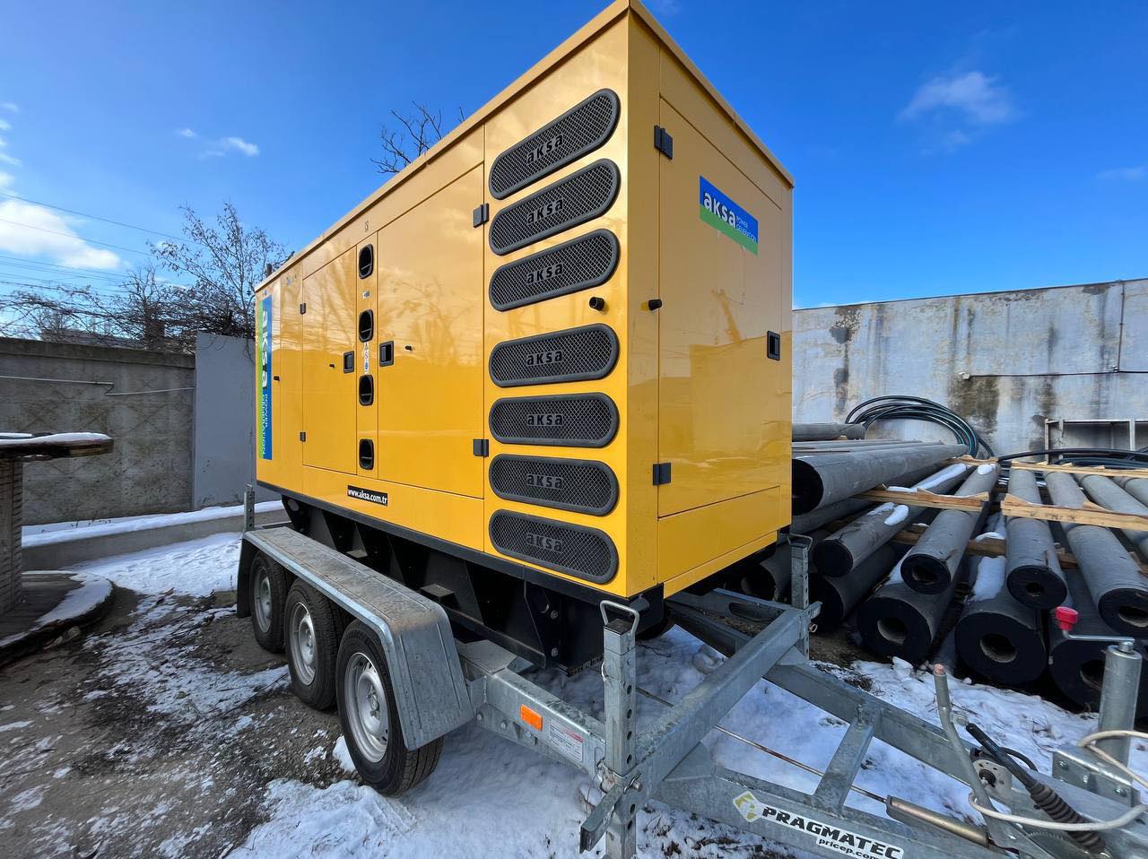 DTEK delivered generators to Odesa to power up the city’s critical infrastructure. Picture 4